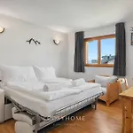 Апартаменты Les 3 Chevreuils L In-out L Parking L By Cosyhome Нанда